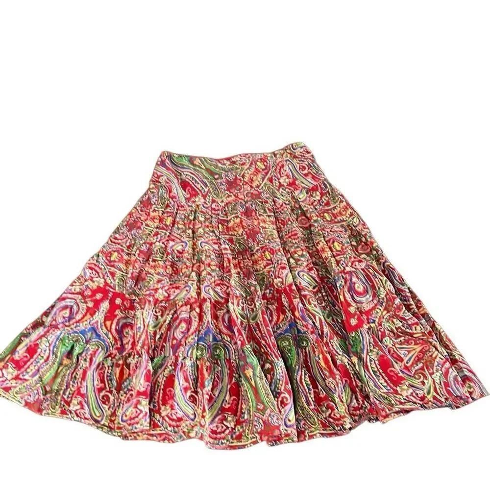 Lauren Ralph Lauren colorful pull on petite medium skirt. Beautiful.
